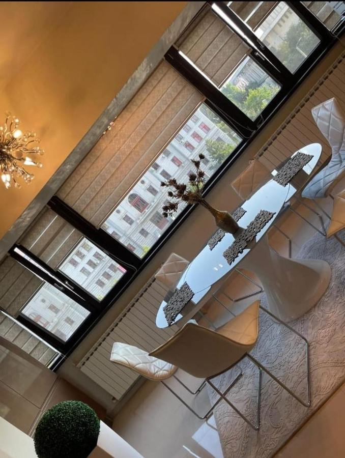 קריובה Apartament Lux Ultracentral מראה חיצוני תמונה