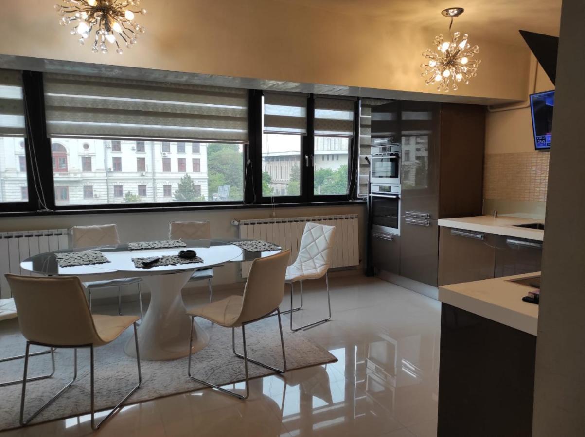 קריובה Apartament Lux Ultracentral מראה חיצוני תמונה